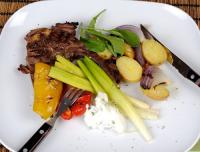 Grillade lammkotletter med grönsaker